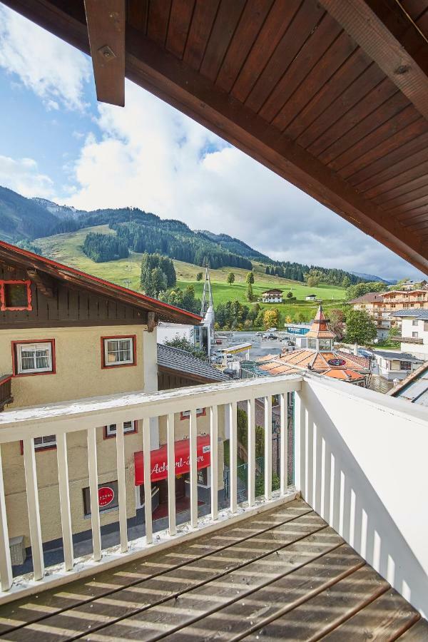 Casa Vita Apartments ザールバッハ・ヒンターグレム エクステリア 写真